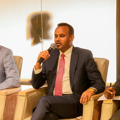 Guddoomiyaha Degmada Baydhabo ahna Duqa Magaalada, Mudane Abdullahi Ali Watiin, ayaa ka qeybgalay shir muhiim ah oo looga hadlayay horumarinta magaalooyinka Soomaaliya, kaas oo uu soo qabanqaabiyay Bangiga Adduunka (World Bank).